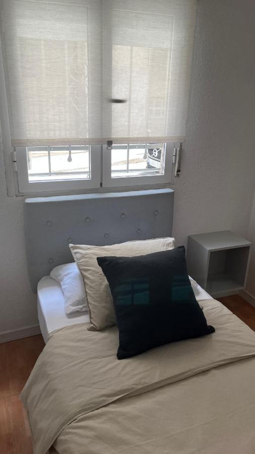 Appartement Piso En Valdeacederas à Madrid Extérieur photo