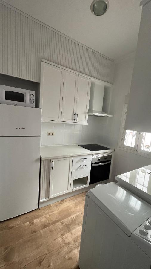 Appartement Piso En Valdeacederas à Madrid Extérieur photo